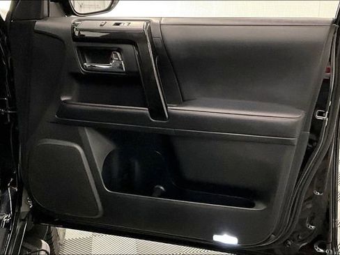 Used 2024 Toyota 4Runner TRD Off-Road Premium w/ Moonroof Package AWD/4WD image 21