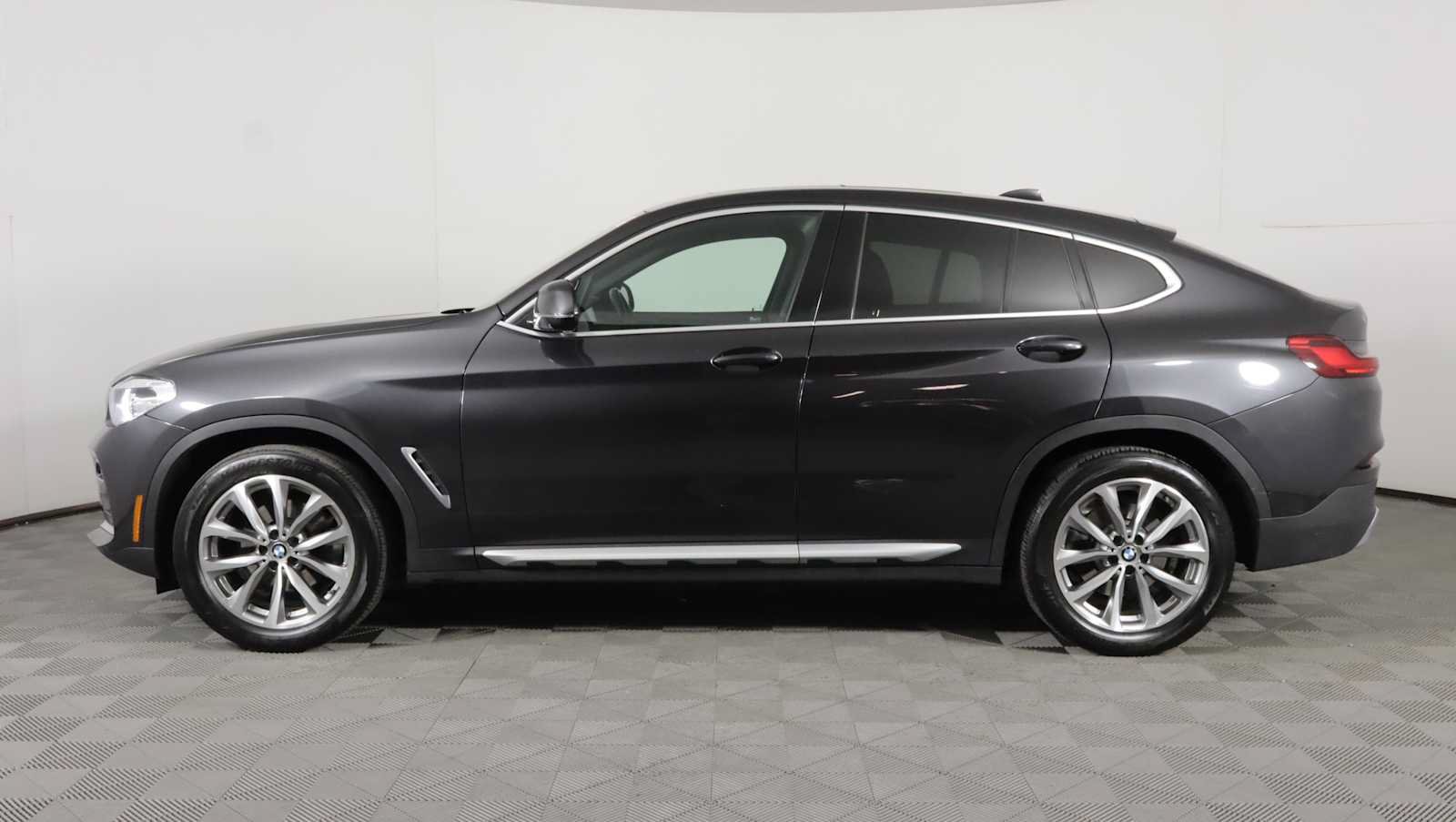 Used 2019 BMW X4 xDrive30i w/ Premium Package AWD/4WD image 8