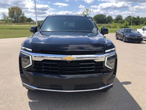 Used 2025 Chevrolet Tahoe LS AWD/4WD image 8