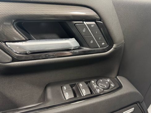 New 2026 GMC Sierra 2500 AT4 image 17