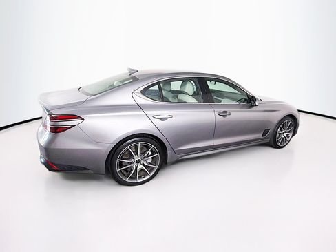 Used 2025 Genesis G70 2.5T RWD image 10