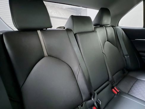 Used 2021 Toyota Camry XSE image 24