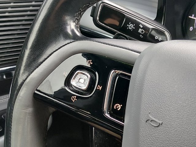 Used 2022 Lincoln Corsair FWD w/ Premium Package image 23