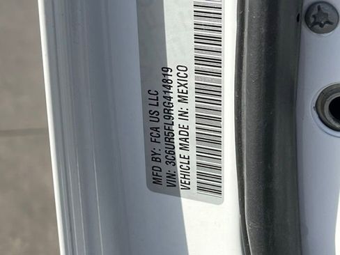 Certified 2024 RAM 2500 Laramie w/ Safety Group AWD/4WD image 35
