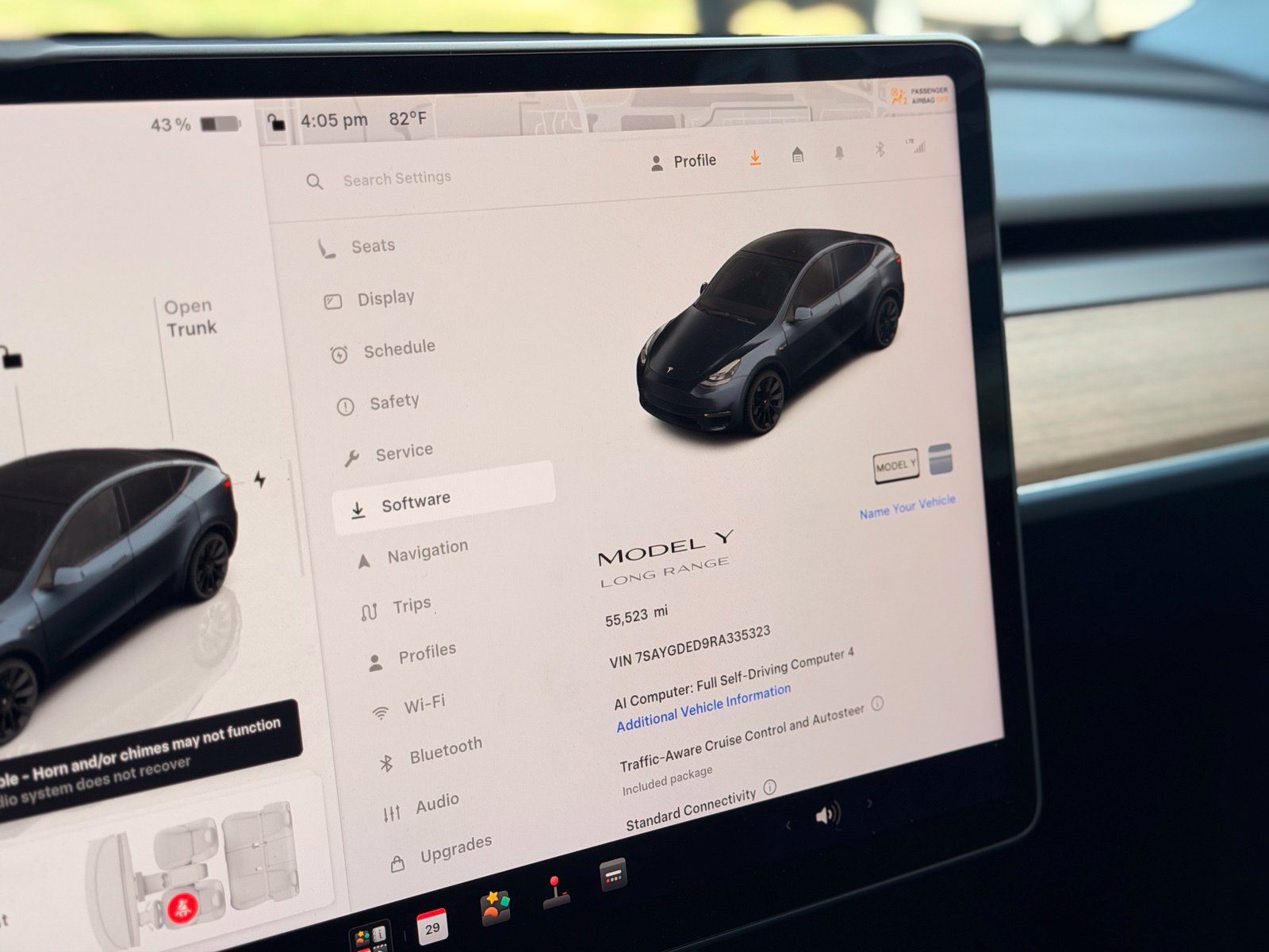 Used 2024 Tesla Model Y Long Range RWD image 46