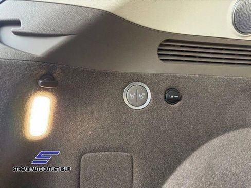 Used 2024 Genesis GV80 2.5T w/ Advanced Package image 36