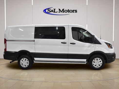 Used 2025 Ford Transit 250 Low Roof w/ Exterior Upgrade Package RWD image 9
