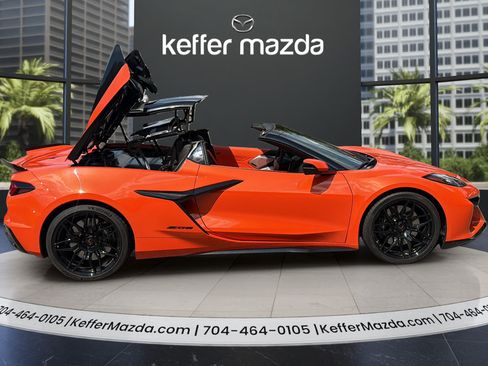 Used 2026 Chevrolet Corvette Z06 RWD image 15