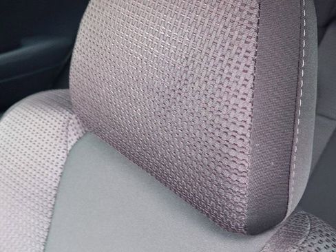 Used 2025 Subaru Outback Premium image 15