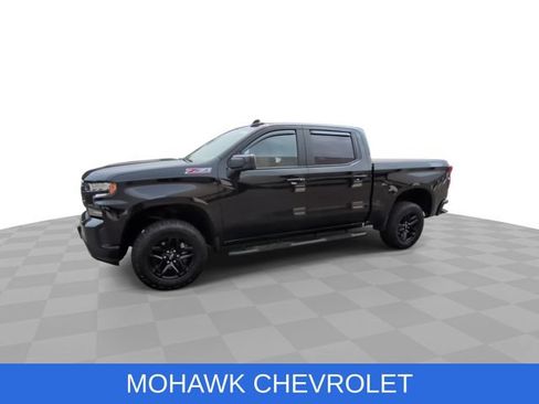 Certified 2021 Chevrolet Silverado 1500 LT Trail Boss w/ Convenience Package II AWD/4WD image 4