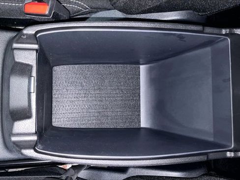 Used 2025 Ford Escape Active AWD/4WD image 40
