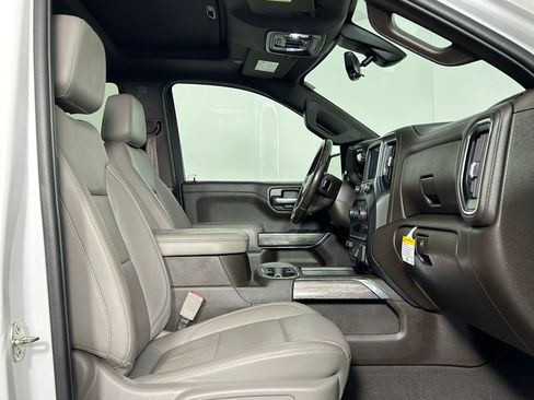 Used 2019 Chevrolet Silverado 1500 LTZ w/ LTZ Premium Package image 10