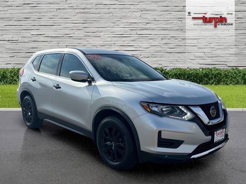 Used 2020 Nissan Rogue S AWD/4WD image 7