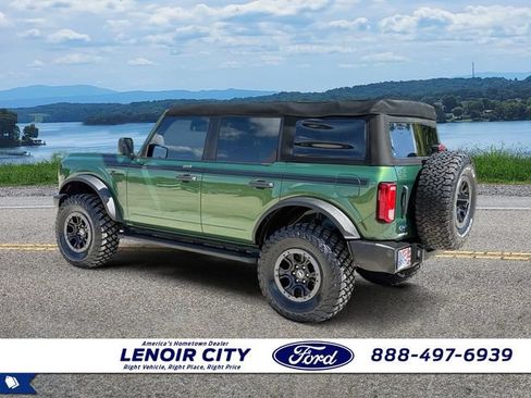 Certified 2023 Ford Bronco Big Bend w/ Sasquatch Package AWD/4WD image 4
