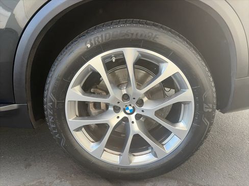 Used 2024 BMW X5 xDrive40i AWD/4WD image 7