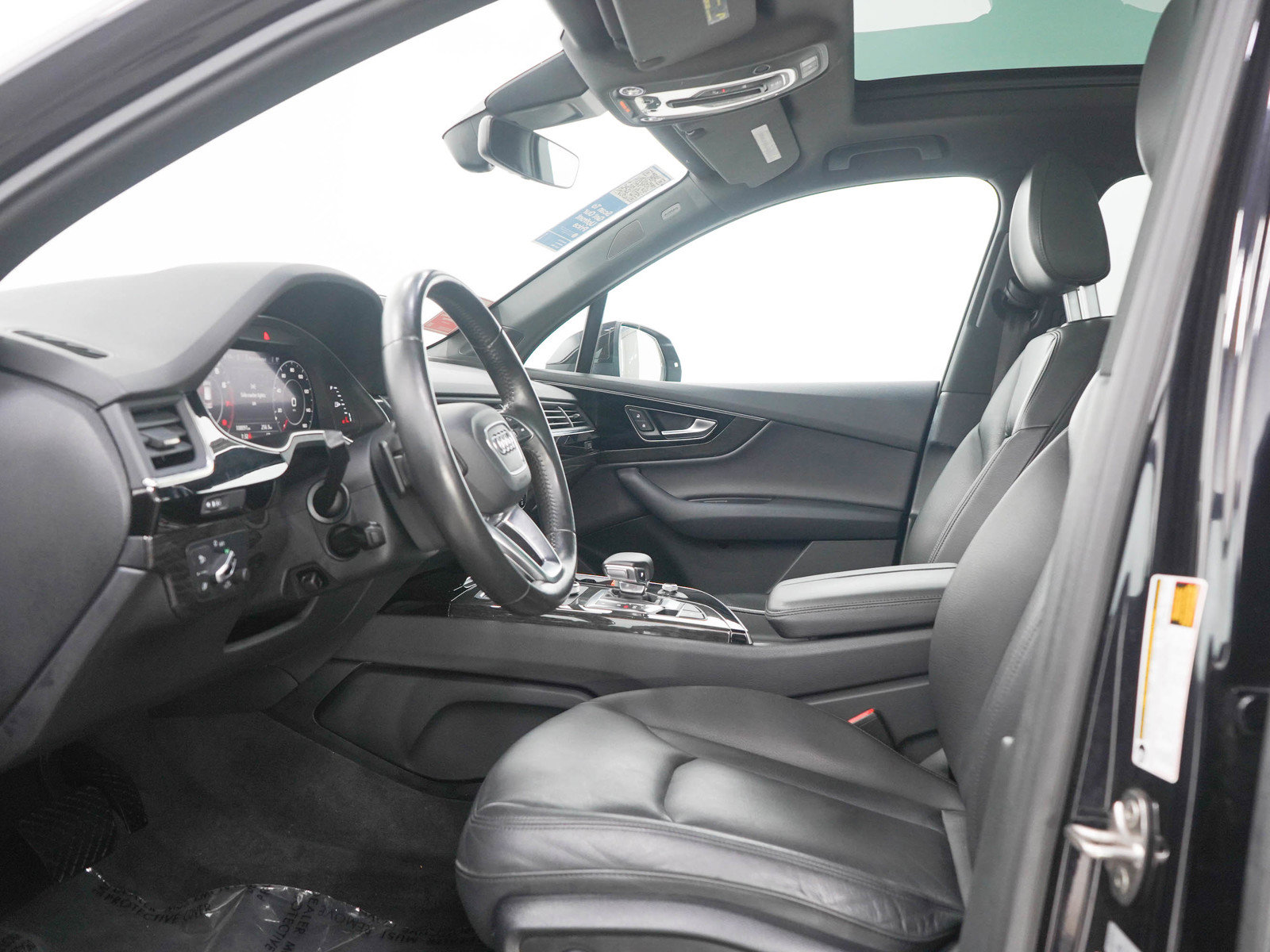Used 2017 Audi Q7 3.0T Premium Plus AWD/4WD image 25