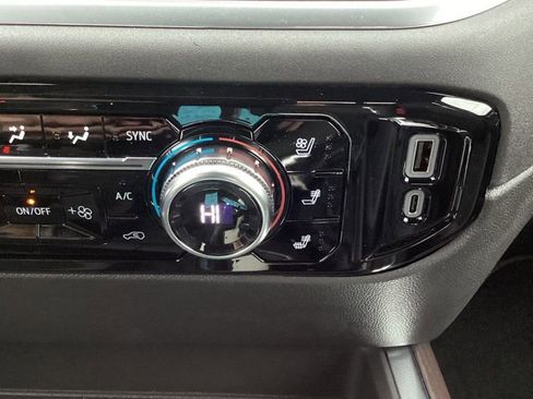 New 2025 GMC Sierra 1500 SLT w/ SLT Premium Plus Package image 26