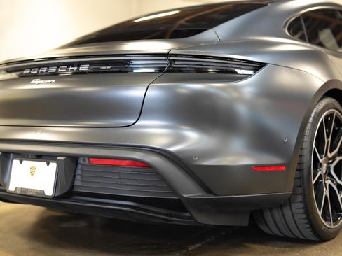 Used 2025 Porsche Taycan RWD image 41