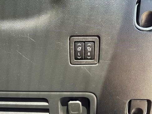 Used 2020 Chevrolet Traverse High Country AWD/4WD image 6