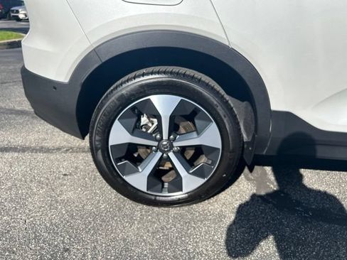 Used 2026 Volvo XC40 B5 Plus w/ Protection Package Premier AWD/4WD image 6