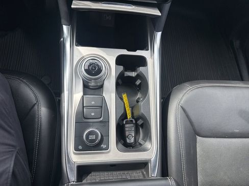 Used 2022 Ford Explorer Limited w/ Class IV Trailer Tow Package image 18