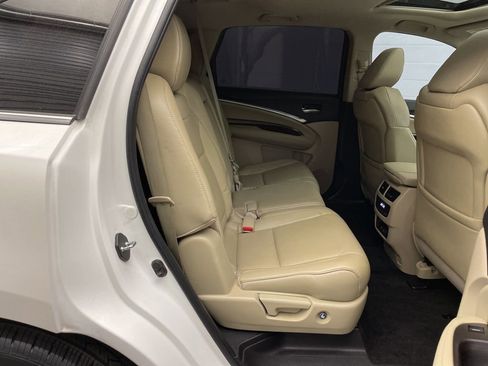 Used 2018 Acura MDX FWD image 26