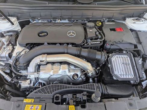 Used 2026 Mercedes-Benz GLB 250 image 16