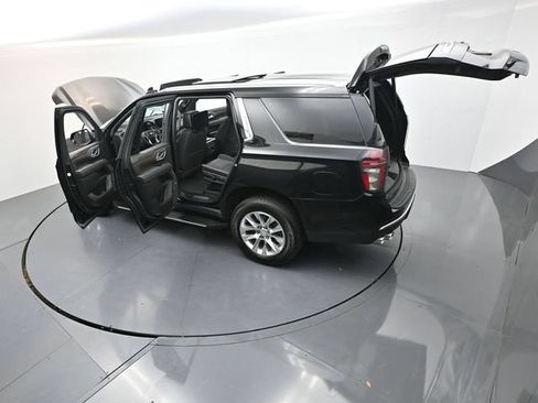 Used 2023 Chevrolet Tahoe Premier w/ Premium Package AWD/4WD image 57