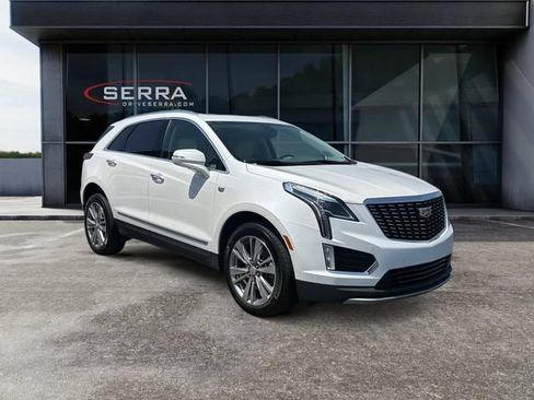 Certified 2024 Cadillac XT5 Premium Luxury w/ LPO, Floor Liner Package AWD/4WD image 7