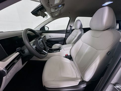 Used 2025 Hyundai Tucson SEL FWD image 13