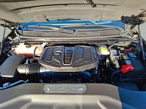 Certified 2024 Jeep Grand Wagoneer Series III w/ Rear Seat Video Group 1 image 14