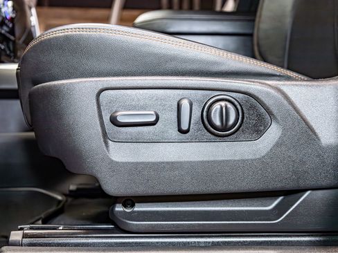 Used 2022 GMC Sierra 1500 AT4 w/ AT4 Premium Package image 20