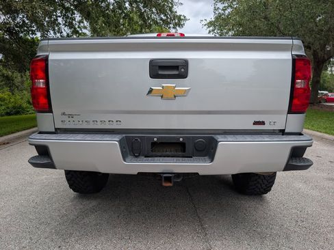 Used 2018 Chevrolet Silverado 1500 LT w/ All Star Edition AWD/4WD image 7