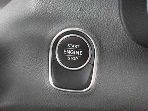 Used 2025 Mercedes-Benz Sprinter 2500 image 13