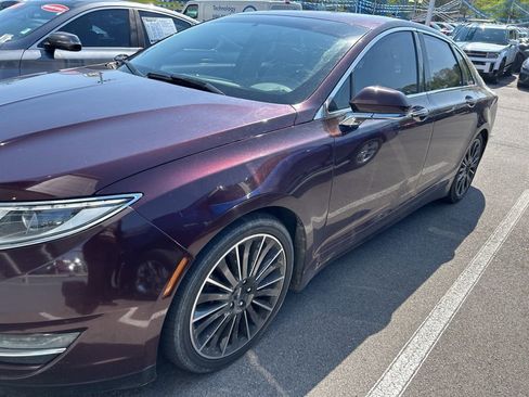 Used 2013 Lincoln MKZ image 4