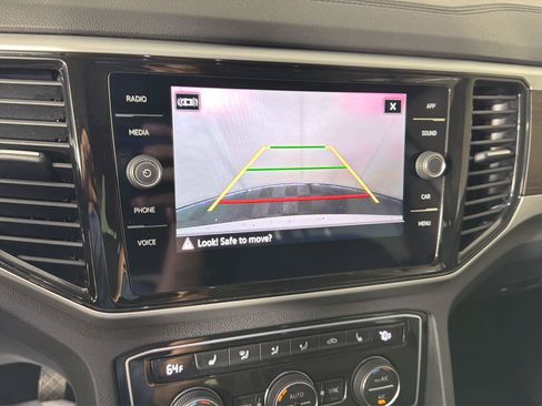 Used 2023 Volkswagen Atlas SE w/ Panoramic Sunroof Package AWD/4WD image 12