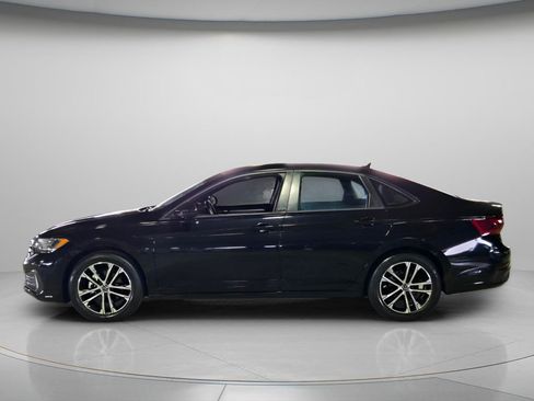Certified 2023 Volkswagen Jetta Sport FWD image 3