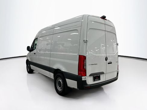 Used 2025 Mercedes-Benz Sprinter 2500 image 6