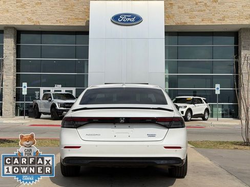 Used 2024 Honda Accord Touring image 21