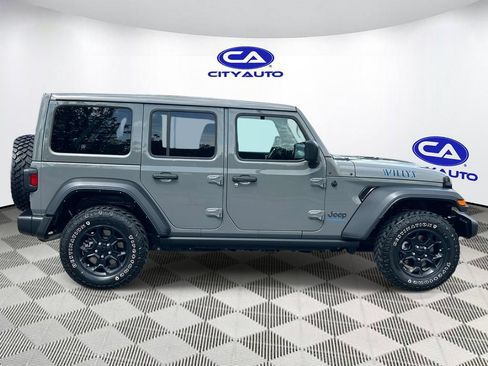 Used 2023 Jeep Wrangler Unlimited w/ Sun & Screen Package AWD/4WD image 4