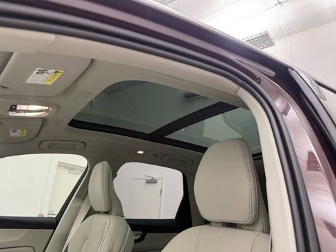 New 2026 Volvo XC60 B5 Ultra w/ Protection Package Premier AWD/4WD image 14