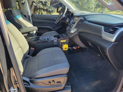 Used 2016 Chevrolet Suburban 3500 LS w/ Driver Alert Package image 29