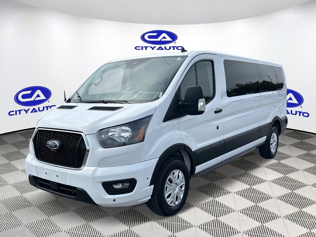 Used 2024 Ford Transit 350 XLT RWD image 10