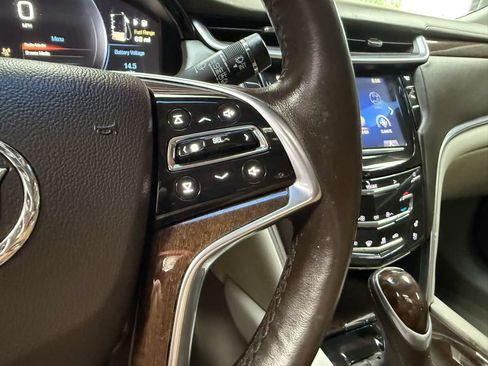 Used 2013 Cadillac XTS Platinum w/ Driver Assist Package FWD image 11