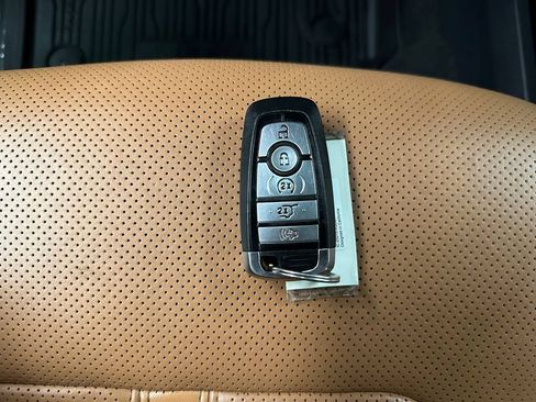 Used 2024 Ford Expedition Max Platinum AWD/4WD image 42