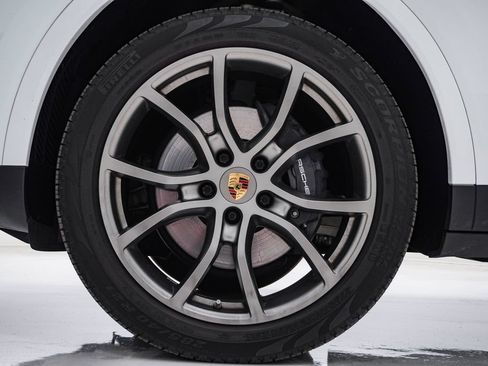 Used 2020 Porsche Cayenne E-Hybrid AWD/4WD image 10