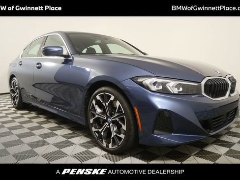 Used 2025 BMW 330i Sedan image 1