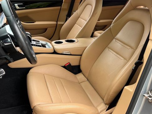 Used 2018 Porsche Panamera 4S AWD/4WD image 5