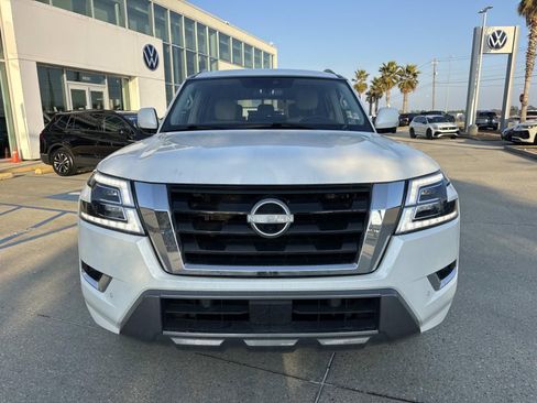 Used 2023 Nissan Armada SL image 2