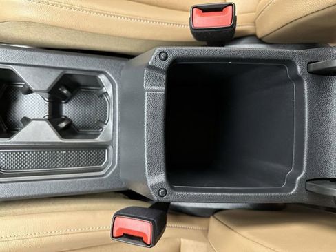 Used 2022 Volkswagen Tiguan SE image 21